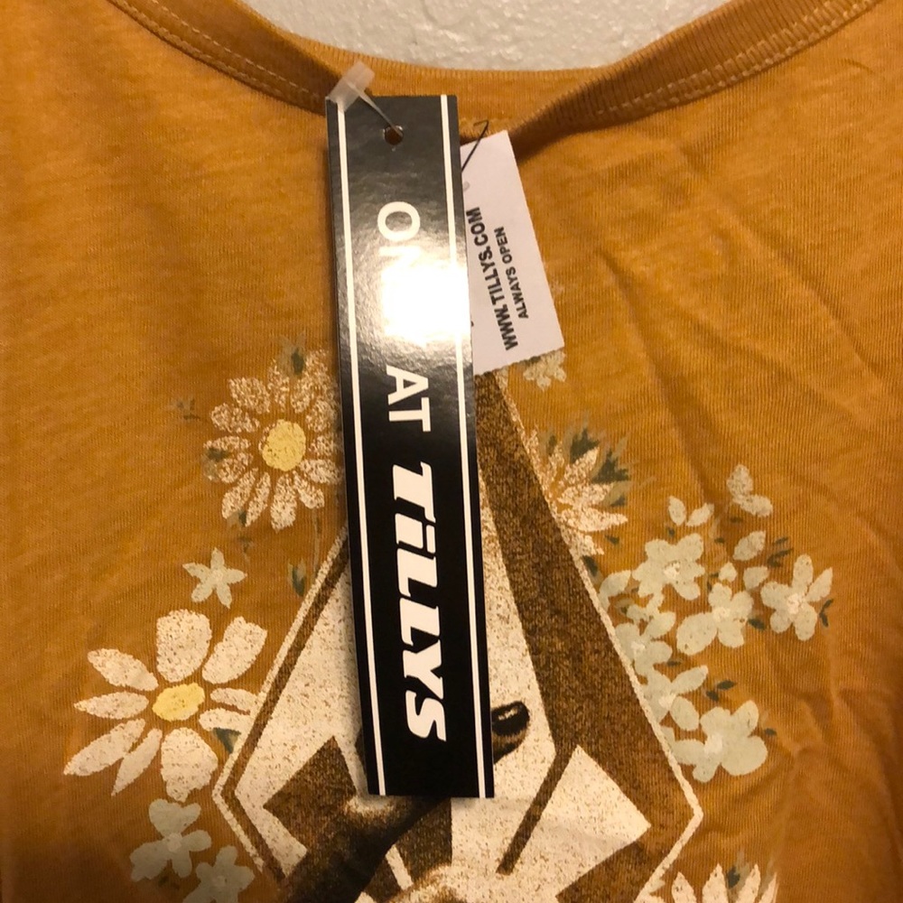 Volcom Tank top - Picture 3 of 5